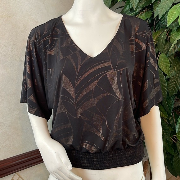 WHBM MATTE DUAL NECKLINE JERSEY KIMONO TOP - Picture 5 of 11